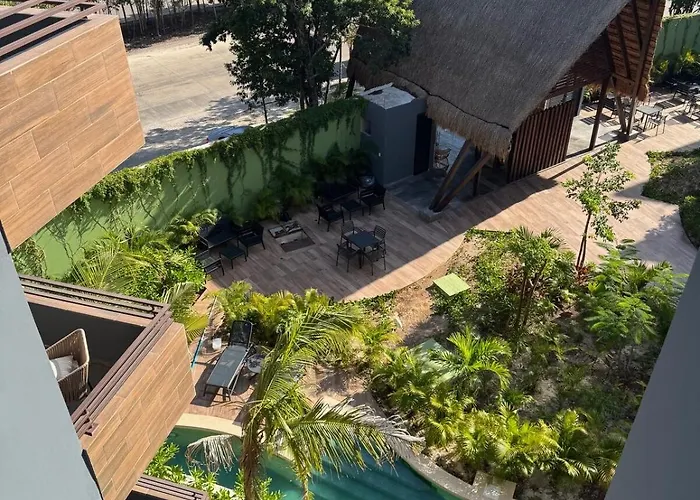 2 Bed Penthouse Private Rooftop *