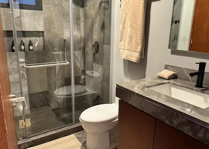 2 Bed Penthouse Private Rooftop
