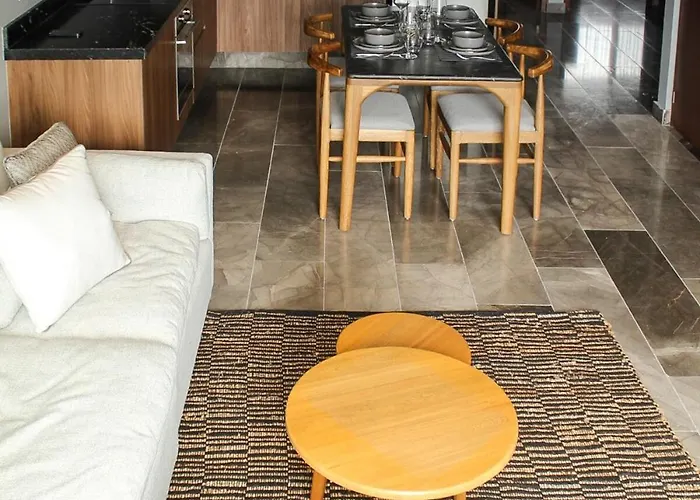 2 Bed Penthouse Private Rooftop